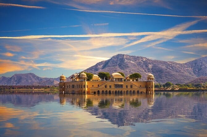 Jaipur Full Day Heritage of Pink City Tour By Tuk Tuk With Chai - How the 8:30 AM Tuk Tuk Day Runs Through Jaipur
