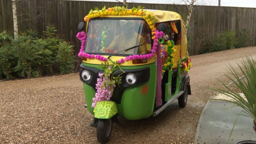 Jaipur: Full-Day Private Sightseeing Tour by Tuk Tuk - Albert Hall Museum: Cool Air, Indo-Saracenic Style, and Real Collections