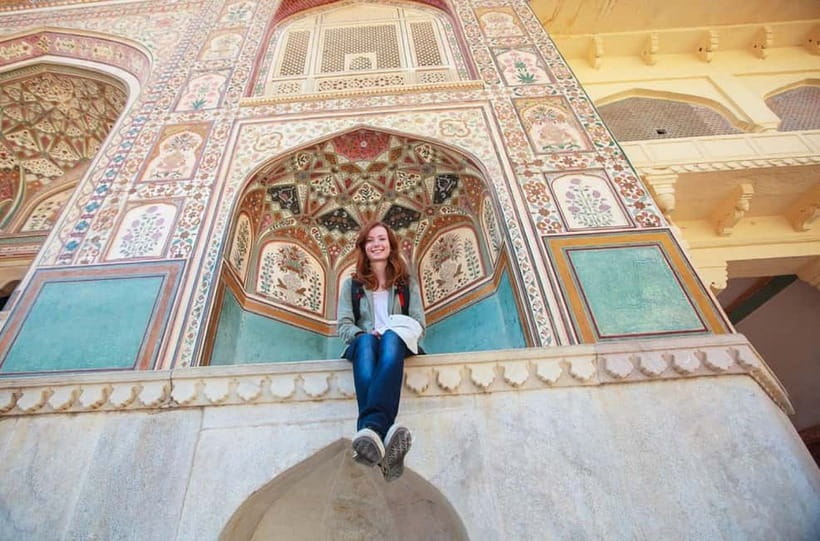 Jaipur: Full-Day Sightseeing Tour with Guide and Lunch - Pickup, car types, and how the day actually runs