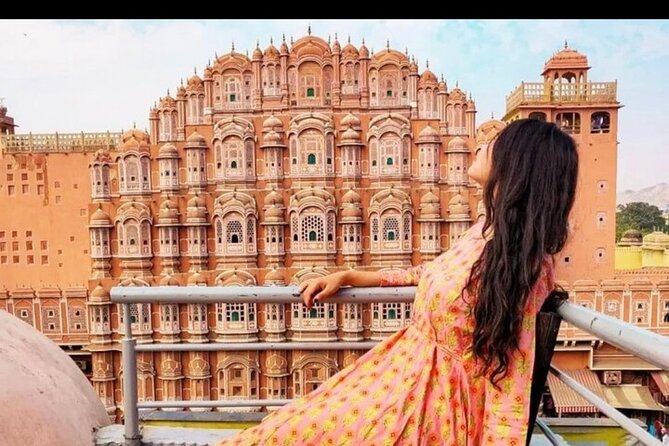 Jaipur Full Day Tour By Car And Guide With Hotel Pickup - Hawa Mahal and Jantar Mantar: two icons, two different kinds of payoff