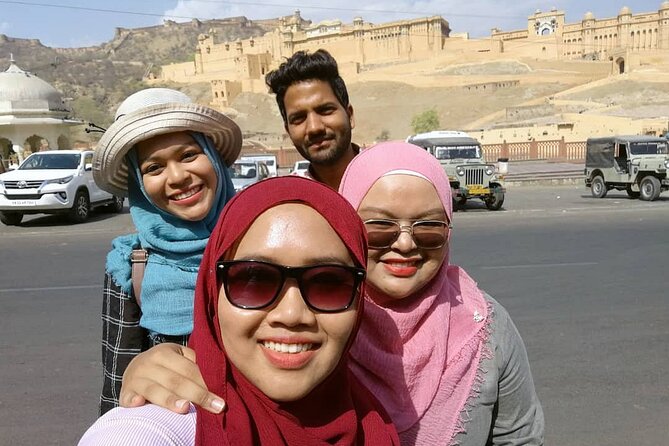 Jaipur Guided Day Trip By Car - Meeting the car: pickup, AC comfort, and why it matters in Jaipur