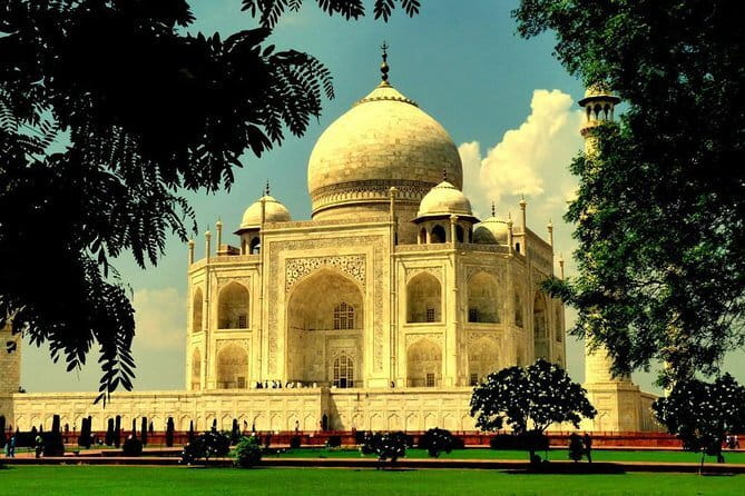 Jaipur Heritage and Old Market Shopping Tour - Tripolia Bazar and Albert Hall Museum: heritage checkpoints without the ticket stress