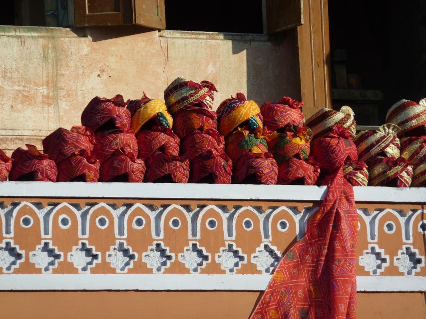 Jaipur: Instagram Tour of The Best Photography Spots - Hawa Mahal, Palace of Winds, for the most photographed facade
