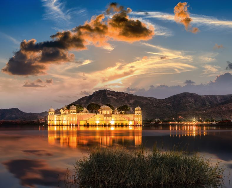 Jaipur: Instagram Tour of The Best Photography Spots - City Palace and Chandra Mahal, optional but worth it if you want more room photos