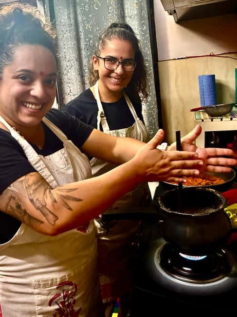 Jaipur: Interactive Cooking Class with a Local Family - Meet Monty, Harshita, and Gina, the friendly team behind it