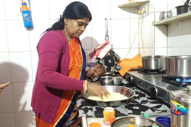 Jaipur Market Tour & Vegetarian Rajasthani Home Cooking Class - Lunch or dinner choice: planning your timing in Jaipur