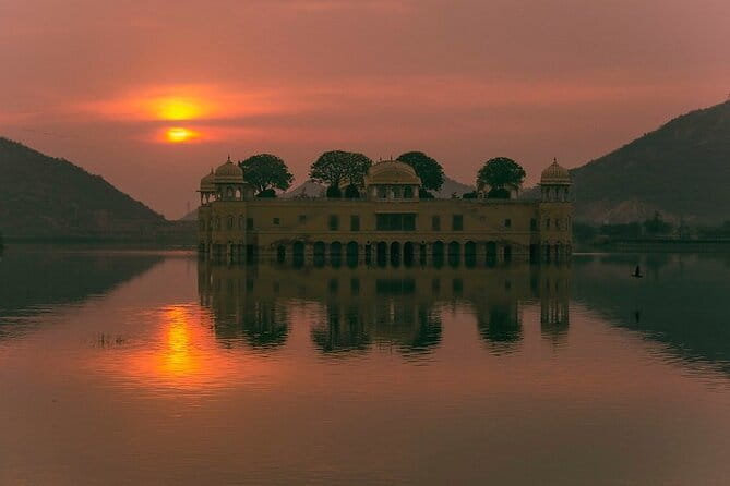 Jaipur Nahargarh Sunset and Night Lights Tour - Stop 4: Nahargarh Fort Sunset and Night Views