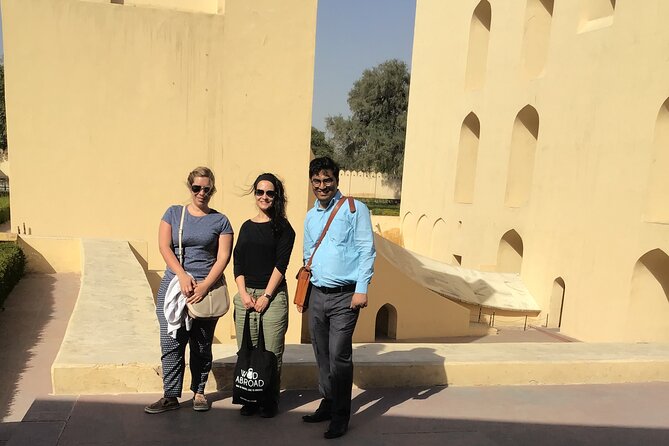 Jaipur- Private City Tour With Guide - Price and value: what $33.09 gets you in 7 to 8 hours