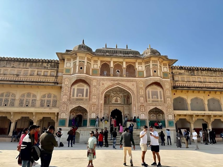 Jaipur Private City Tour with Hotel Pick-Up & Drop 4 - 8 Hrs - Amber Fort: hilltop forts, step-by-step viewpoints, and easy navigation
