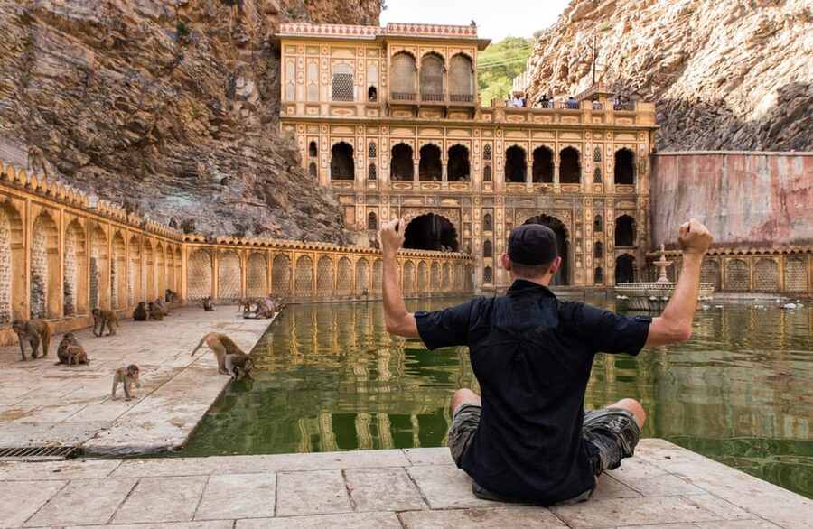 Jaipur: Private Customised City Tour - Albert Hall Museum and Jantar Mantar: pick your brain or pick your curiosity