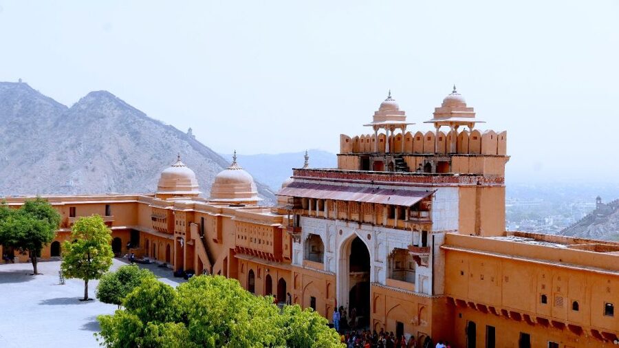 Jaipur: Private Full Day City Sightseeing Tour with Guide - Jal Mahal on Man Sagar Lake: the scenic break that resets the day
