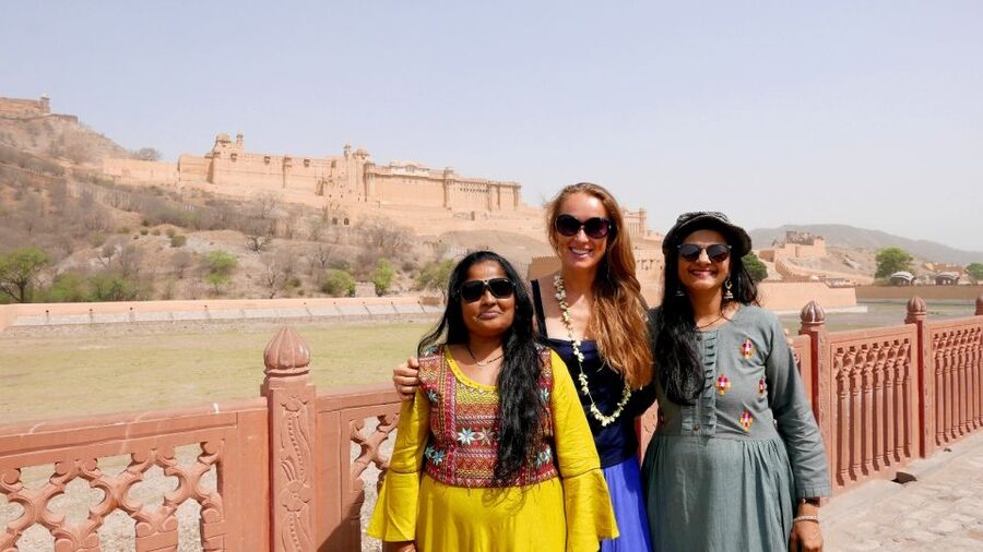 Jaipur: Private Full Day City Sightseeing Tour with Guide - Lunch and shopping time: what you might actually spend time on