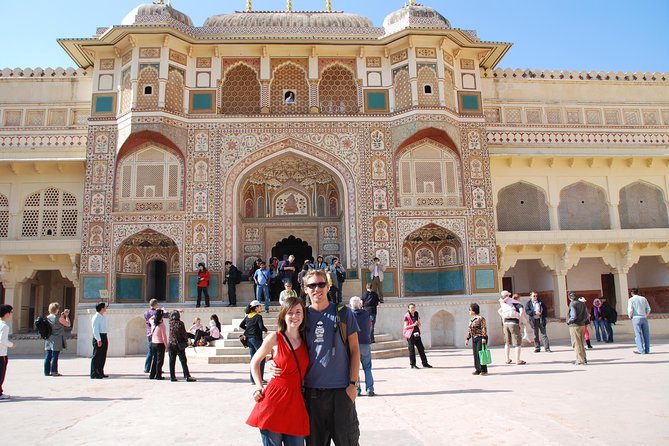 Jaipur: Private Full Day Jaipur City Tour with Pick-Up & Drop. - Gaitore Ki Chhatriyan: cenotaphs with Rajput and Mughal style