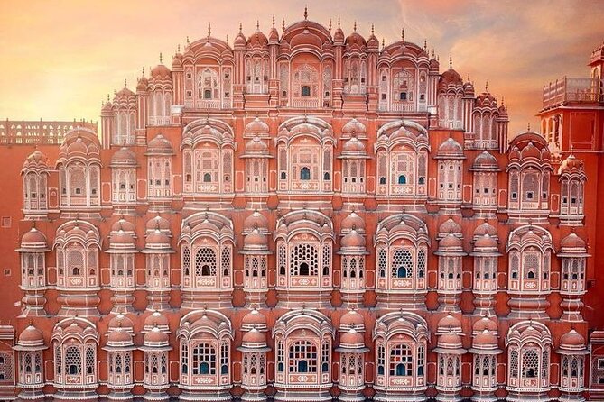 Jaipur Private Full Day Sightseeing Tour with Guide by Car - Why a private car tour works so well in Jaipur