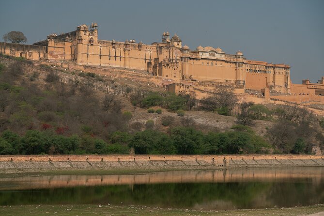 Jaipur Private Full Day Tour w/ AC Car & Guide (Eng, Esp, Fr, It) - Birla Mandir Temple: a calm, meaningful opener with free entry