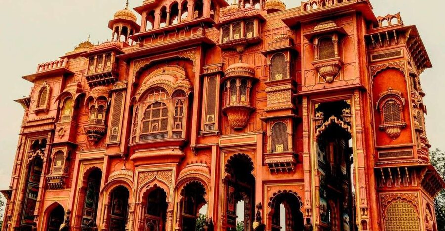 Jaipur: Private Sightseeing Day Tour with Guide by Car - Why a private Jaipur day like this makes sense