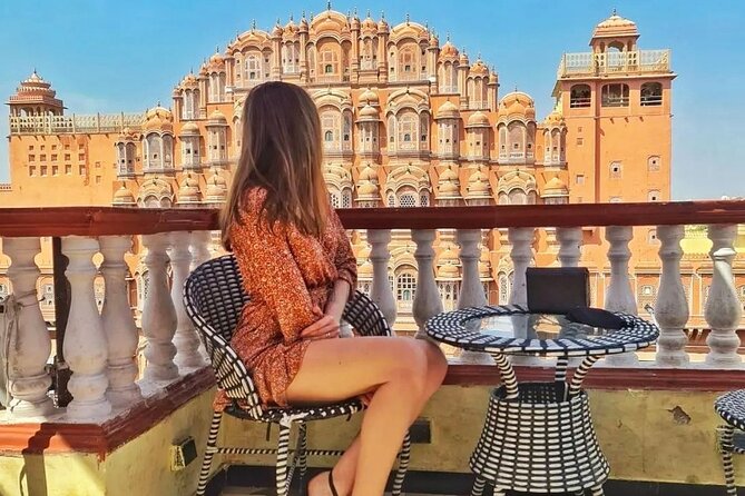 Jaipur Skip-the-Line Monuments Tour with Guide - Door-to-door pickup and AC comfort