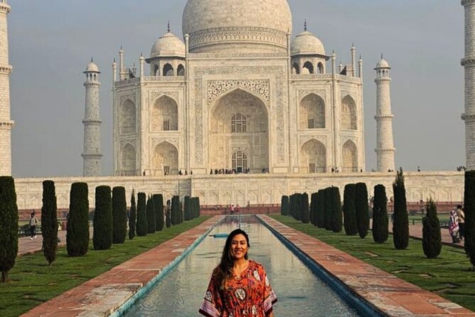 Jaipur to Agra Day Tour Including Taj Mahal and Fatehpur Sikri - Entering the Taj Mahal with a Guide, Not Just a Ticket