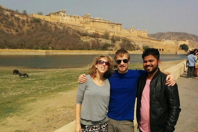 Jaipur Tour with Jaigarh Fort and Nahargarh Sunset - City Palace (Jaipur): Rajput and Mughal Blends Plus Museums