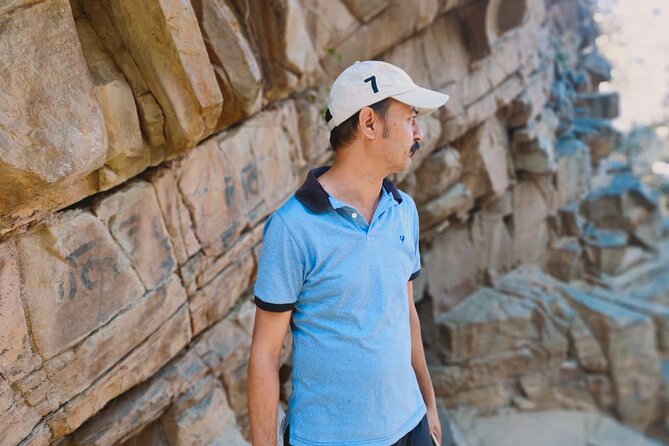 Jaipur Trekking and Hiking Tour with Guide - The pace and group size: small enough to feel human