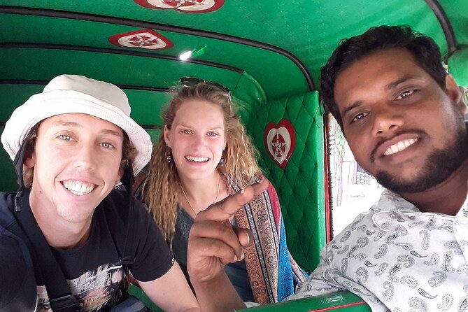Jaipur Tuk-Tuk Sightseeing Tour - Stop 2: City Palace, art and the durbar area