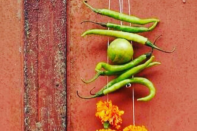 Jaipur walking tour. - Why Johri Bazaar is more than a marketplace stop