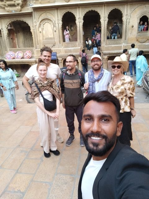 Jaisalmer Heritage Walking Tour With Professional Guide - Finishing with Salim Singh Haveli near the lake