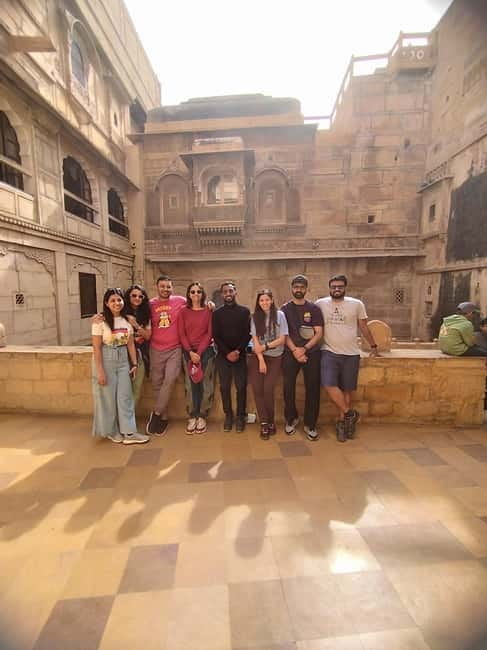 Jaisalmer Walking Tour: A Stroll Through Time and Culture - Jaisalmer Fort: how the UNESCO walls get explained