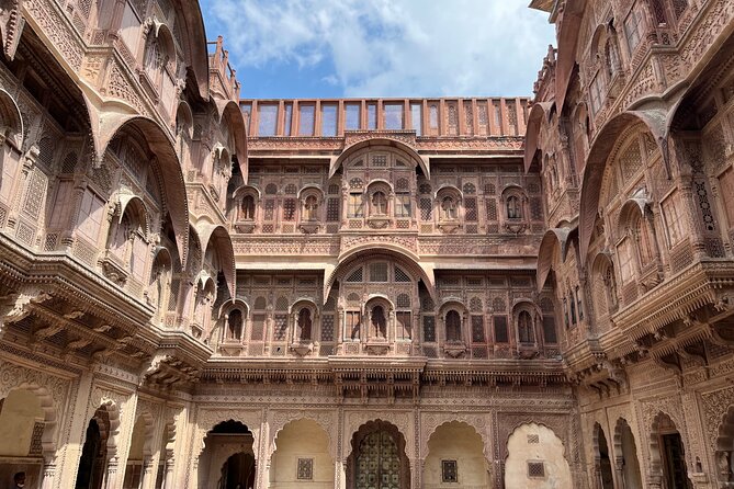 Jodhpur Blue City with Mehrangard Fort Hotel Pickup and Drop - Toorji Ka Jhalra Step Well and Kunj Bihari Temple