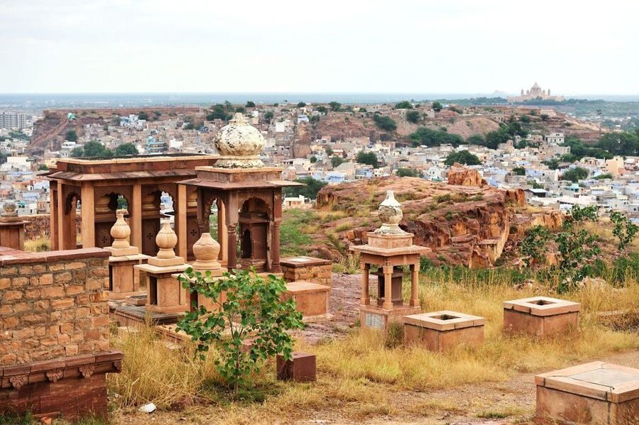 Jodhpur: Private Mehrangarh Fort and Blue City Day Tour - Entering Mehrangarh Fort, Jodhpur’s Skyline Citadel