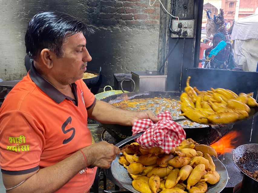 jodhpur: street food tour with over 8 food tastings - Clock Tower market: samosa, kachori, and lassi first
