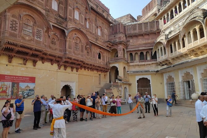 Jodhpur Tour : Fort, Jaswant Thada, Step-Well & Local Bazaar - Toorji Ka Jhalra Stepwell: Ancient Water Logic You Can See