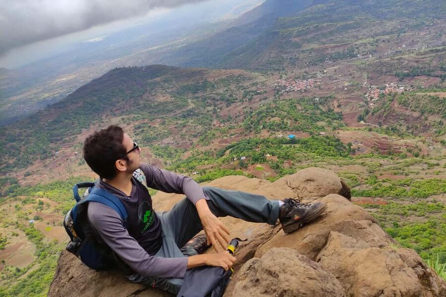Kalsubai Hike (Midnight Pickup) - Kalsubai sunrise and why the Sahyadri hike starts at midnight