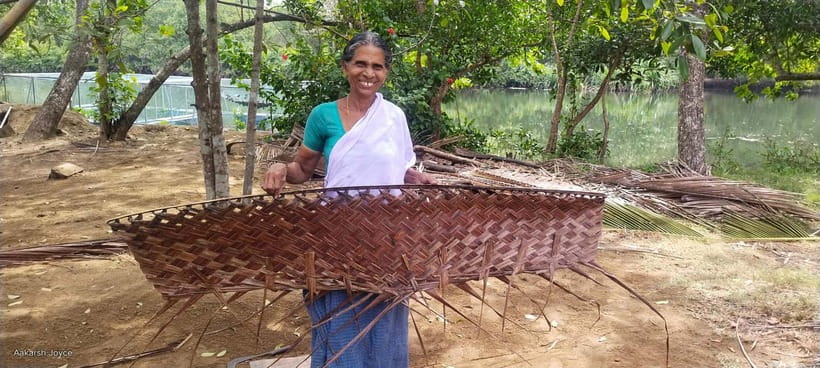 Kochi: Backwater Exploration in Village: Free Pickup & Drop - Village Crafts Up Close: Coir Spinning, Mat Weaving, and Rope Making