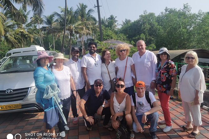 Kochi City Tour - Stop 5: Santa Cruz Cathedral Basilica, a second church that changes the vibe