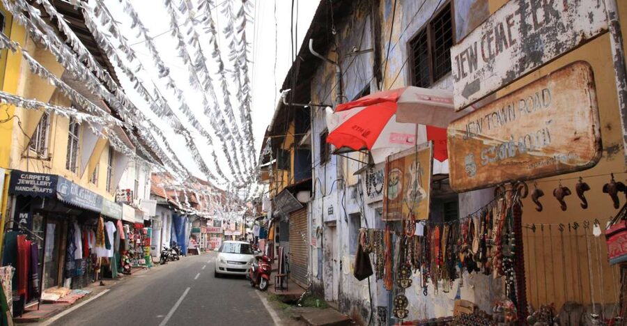 Kochi: Jewish Town Guided Walking Experience - Key things you will notice on this Jewish Town walk
