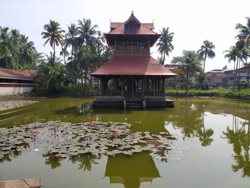 Kochi: Private Tuk-Tuk City Tour with Hotel Pickup - Portuguese to British Stops: Churches, Cemetery, and the Colonial Threads