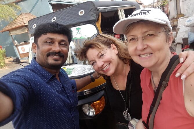 Kochi Tuk-Tuk Sightseeing Tour with Cruise Ship Pickup - Fort Kochi beach break, simple and included