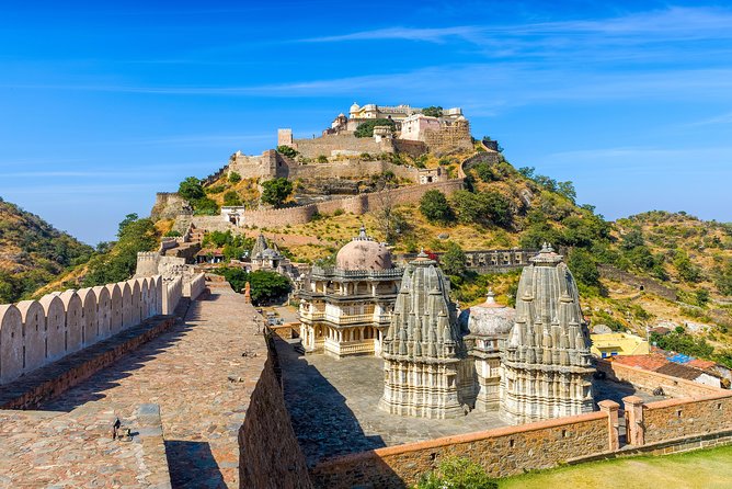 Kumbhalgarh and Ranakpur: Private Day Trip from Udaipur - Private AC Car Pickup From Udaipur, Without the Headache