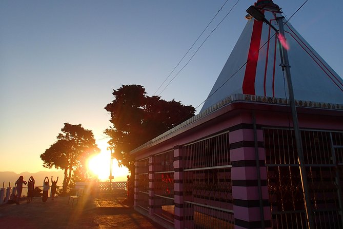 Kunjapuri Temple Sunrise Trek With Professional Guide - Key Points at a Glance