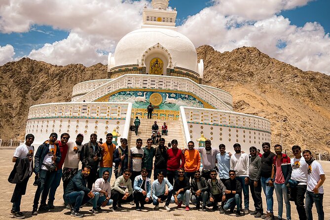 Leh Ladakh Motorcycle Tour / Private Luxury Car Tours - A 7-day Leh Ladakh route that balances drives and sights