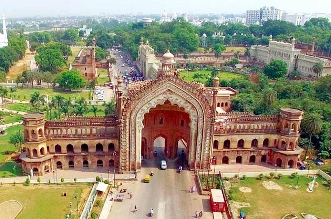 Lucknow tour in one day - Private & guided tour - Stop 2: Chhota Imambara, Husainabad Mubarak and the Story Inside