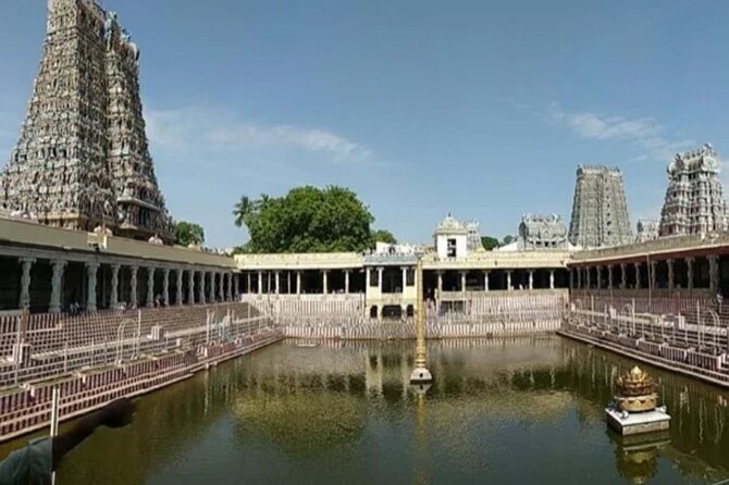 Madurai Walks : City Highlights Temple and Market Tour - Why This Madurai Walk Starts at Meenakshi Amman Temple