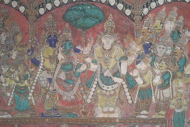 Madurai Walks : City Highlights Temple and Market Tour - Thirumalai Nayakar Mahal: 17th-Century Power in a Short Visit