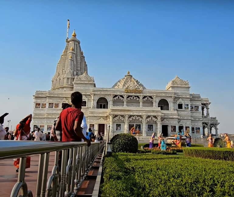 Magical Mathura Vrindavan Tour: Krishna's Homeland - Lunch break in Vrindavan: great break, but don’t assume it’s included