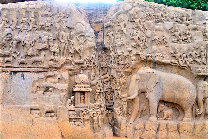 Mahabalipuram walking tour by tourism ministry approved company - Stop 4, Krishna’s Butter Ball: A Curious Boulder With a Big Story