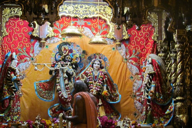 Mathura Vrindavan Divine Love Journey of Radha Krishna From Delhi - Stop 5: ISKCON Vrindavan, Krishna teaching in a modern setting