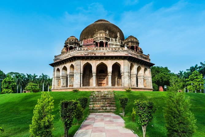 Mughal Heritage Tour Including Lodhi Garden, Humayun Tomb and Akshardham Temple - Price and logistics: what $94 covers and what costs extra