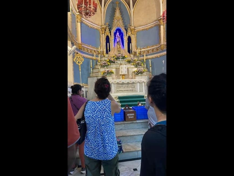 Mumbai: 2-Hour Guided Bandra Walking Tour - Who should book this Bandra walking tour?