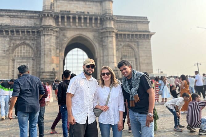 Mumbai City Sightseeing and Elephanta Caves Tour - A Fast, Focused Day Around Mumbai and Elephanta